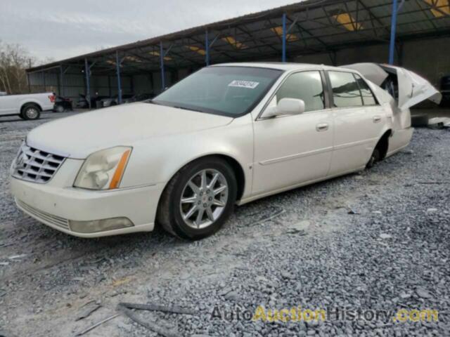 CADILLAC DTS LUXURY COLLECTION, 1G6KD5EY8AU111367