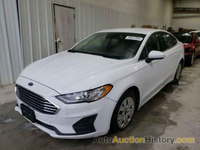 FORD FUSION S, 3FA6P0G76KR276913