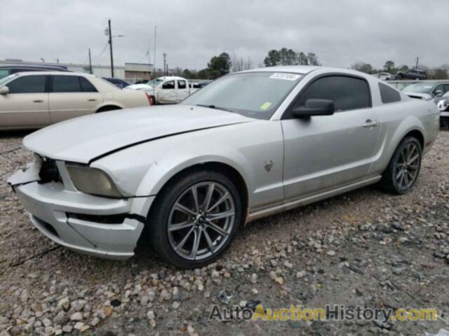 FORD MUSTANG GT, 1ZVHT82H195144374