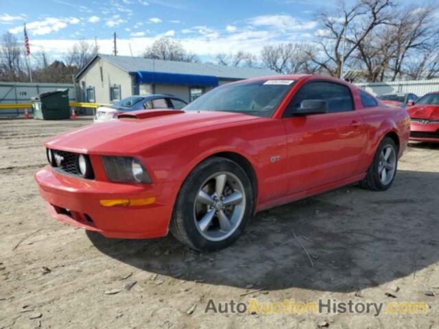 FORD MUSTANG GT, 1ZVHT82H385209546