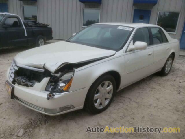 CADILLAC DTS LUXURY COLLECTION, 1G6KD5EY3AU120963