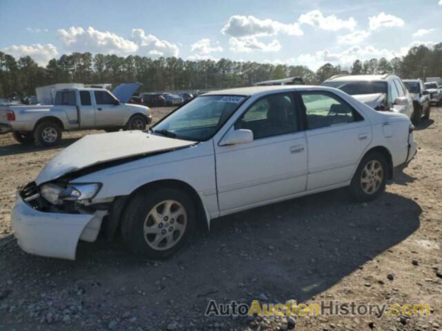 TOYOTA CAMRY LE, JT2BF22KXX0177515
