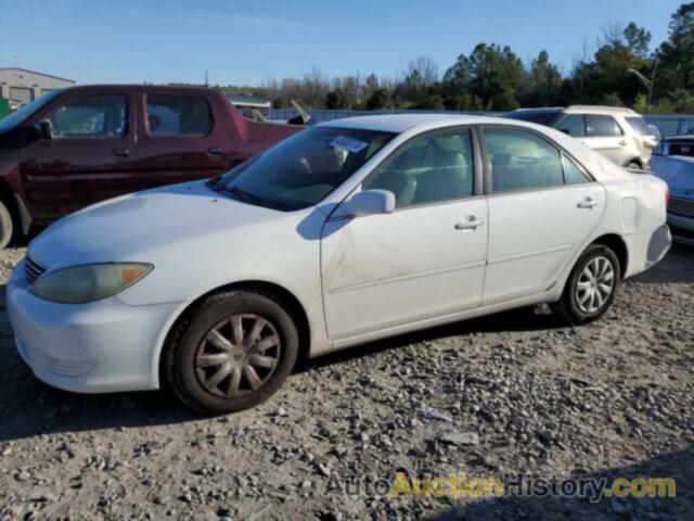 TOYOTA CAMRY LE, 4T1BE32KX5U538386