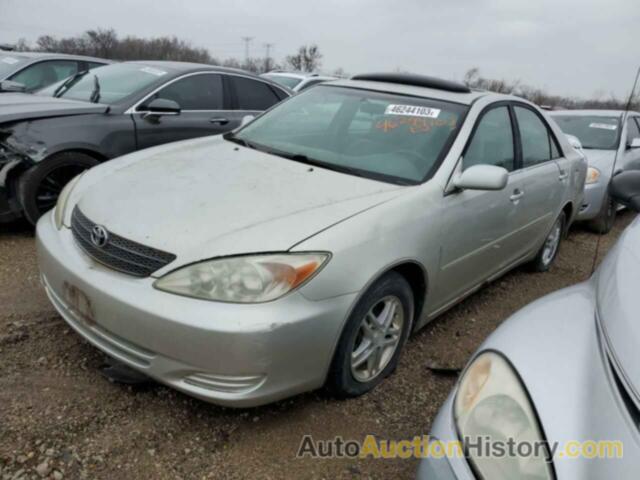 TOYOTA CAMRY LE, 4T1BE32K33U767781