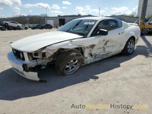 FORD MUSTANG GT, 1ZVHT82H565132191