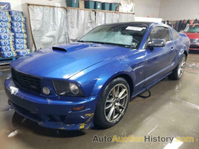 FORD MUSTANG GT, 1ZVHT82H495128931