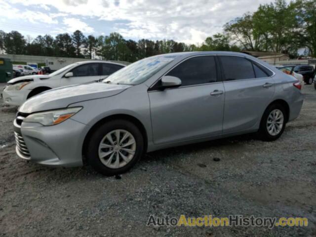 TOYOTA CAMRY LE, 4T4BF1FK6FR498701