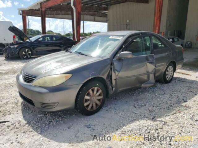 TOYOTA CAMRY LE, 4T1BE32K45U965868
