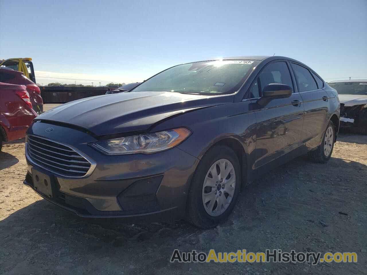2019 FORD FUSION S, 3FA6P0G72KR170393
