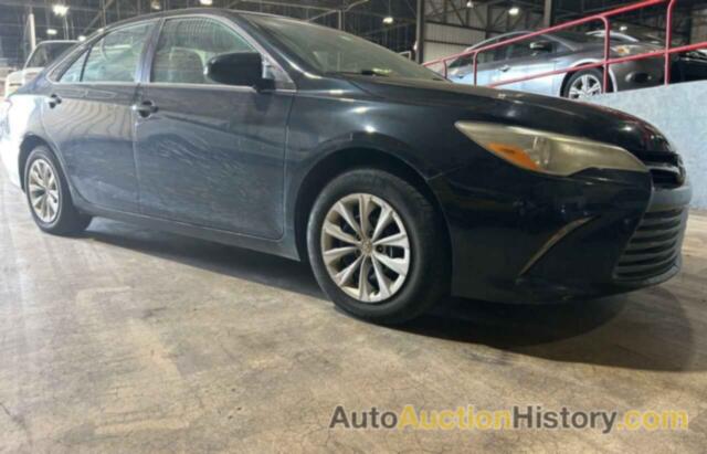 TOYOTA CAMRY LE, 4T4BF1FK9FR450447