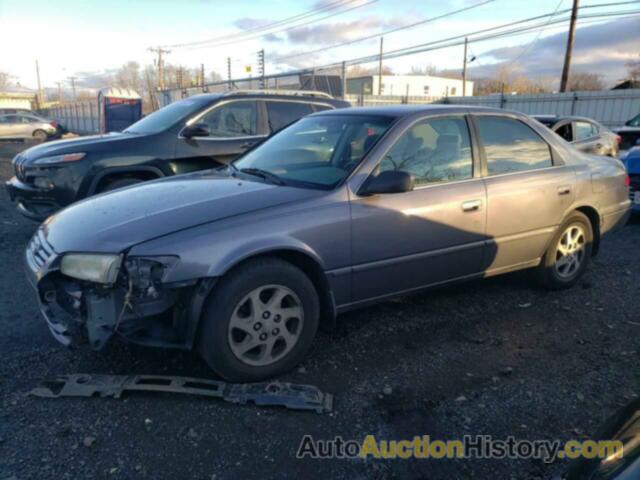 TOYOTA CAMRY LE, JT2BF22K2X0195099