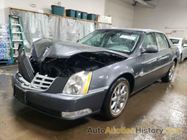 CADILLAC DTS LUXURY COLLECTION, 1G6KD5E63BU121501