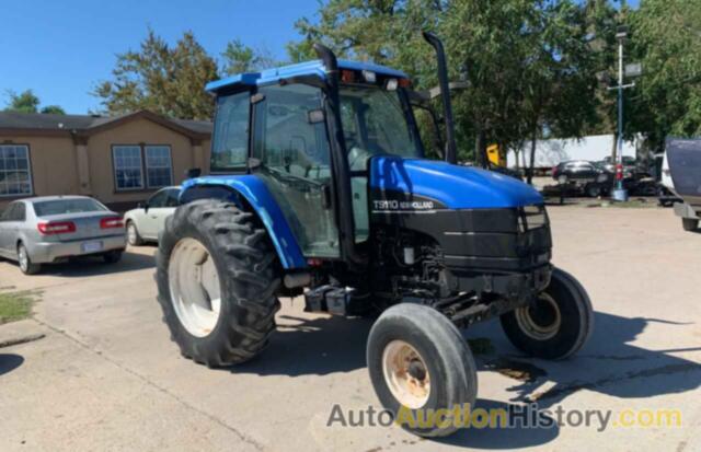 2003 NEWH TRACTOR, 0000198364B618130