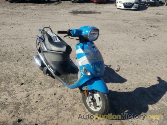 2009 GENUINE SCOOTER CO. SCOOTER 125, RFVPAC20391008584