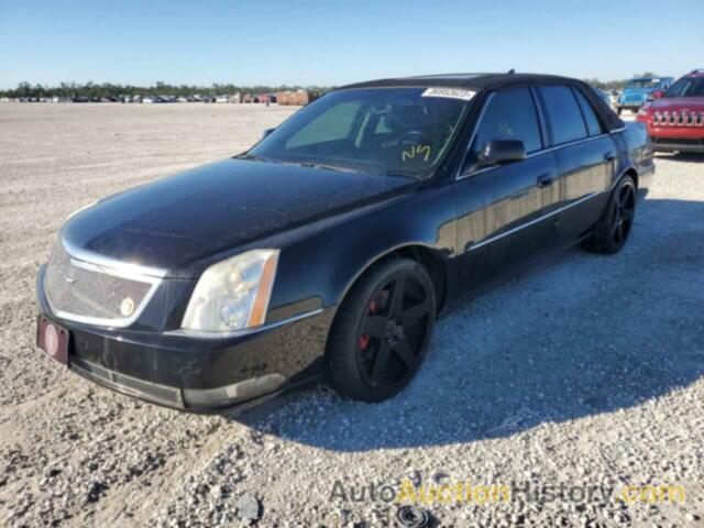 2011 CADILLAC DTS LUXURY COLLECTION, 1G6KD5E64BU107574