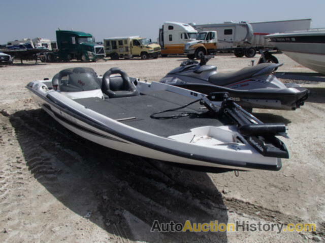 2011 BASS BOAT ONLY, BASM2675C111