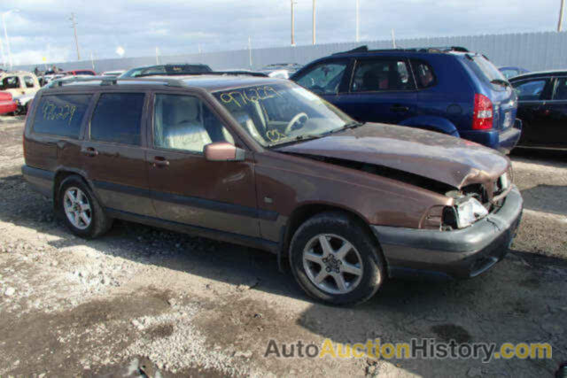 1999 VOLVO V70 AWD CR, YV1LZ56D4X2565449