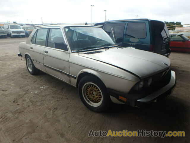 1983 BMW 533I, WBA08740501048461