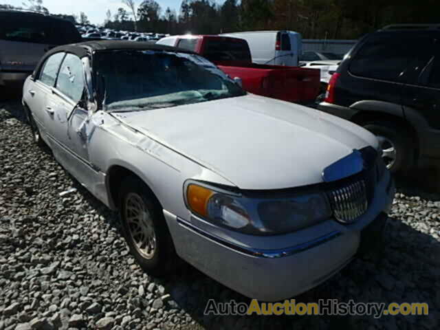 1998 LINCOLN TOWN CAR S, 1LNFM82WXWY665783
