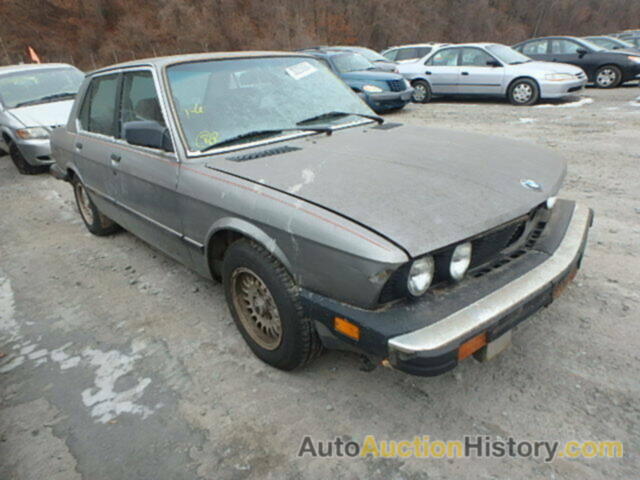 1988 BMW 528E, WBADK7303J9832684