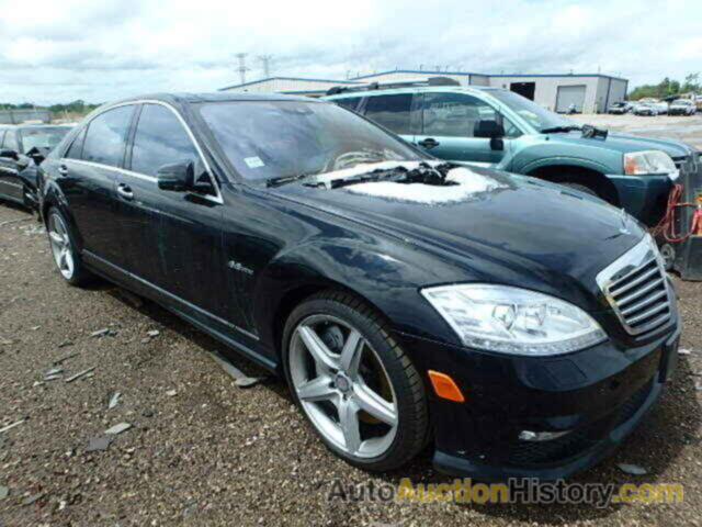 2010 MERCEDES-BENZ S63 AMG, WDDNG7HB8AA334178