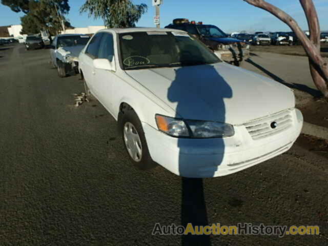 1997 TOYOTA CAMRY LE, 4T1BF22K9VU007106