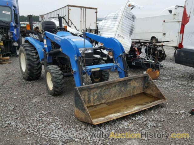 2003 NEWH TRACTOR, G042263
