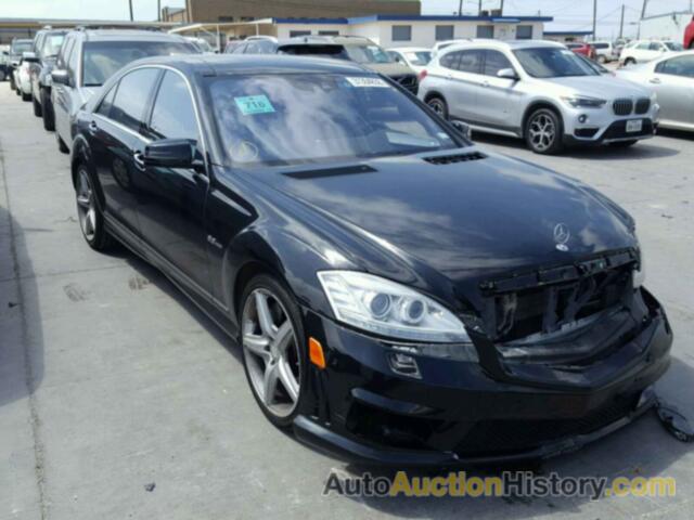 2010 MERCEDES-BENZ S 63 AMG, WDDNG7HB2AA293174