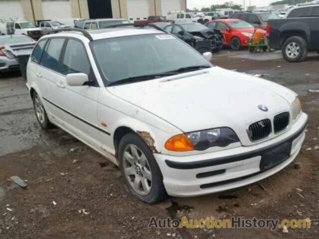 2001 BMW 325 IT IT, WBAAW33401EN80323