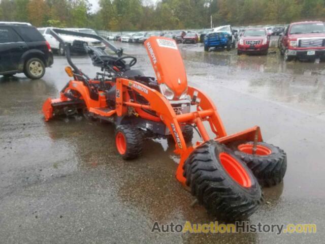 2010 KUBT TRACTOR, 13029