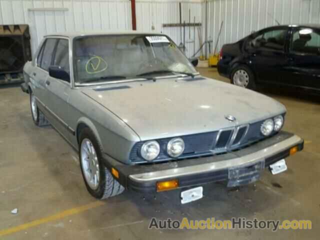 1983 BMW 528 E AUTOMATIC, WBADK8305D9205916