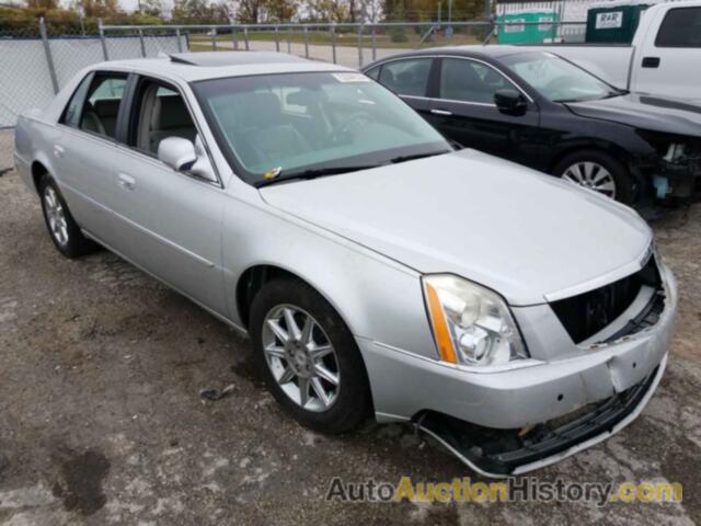 2011 CADILLAC DTS LUXURY COLLECTION, 1G6KD5E67BU102871