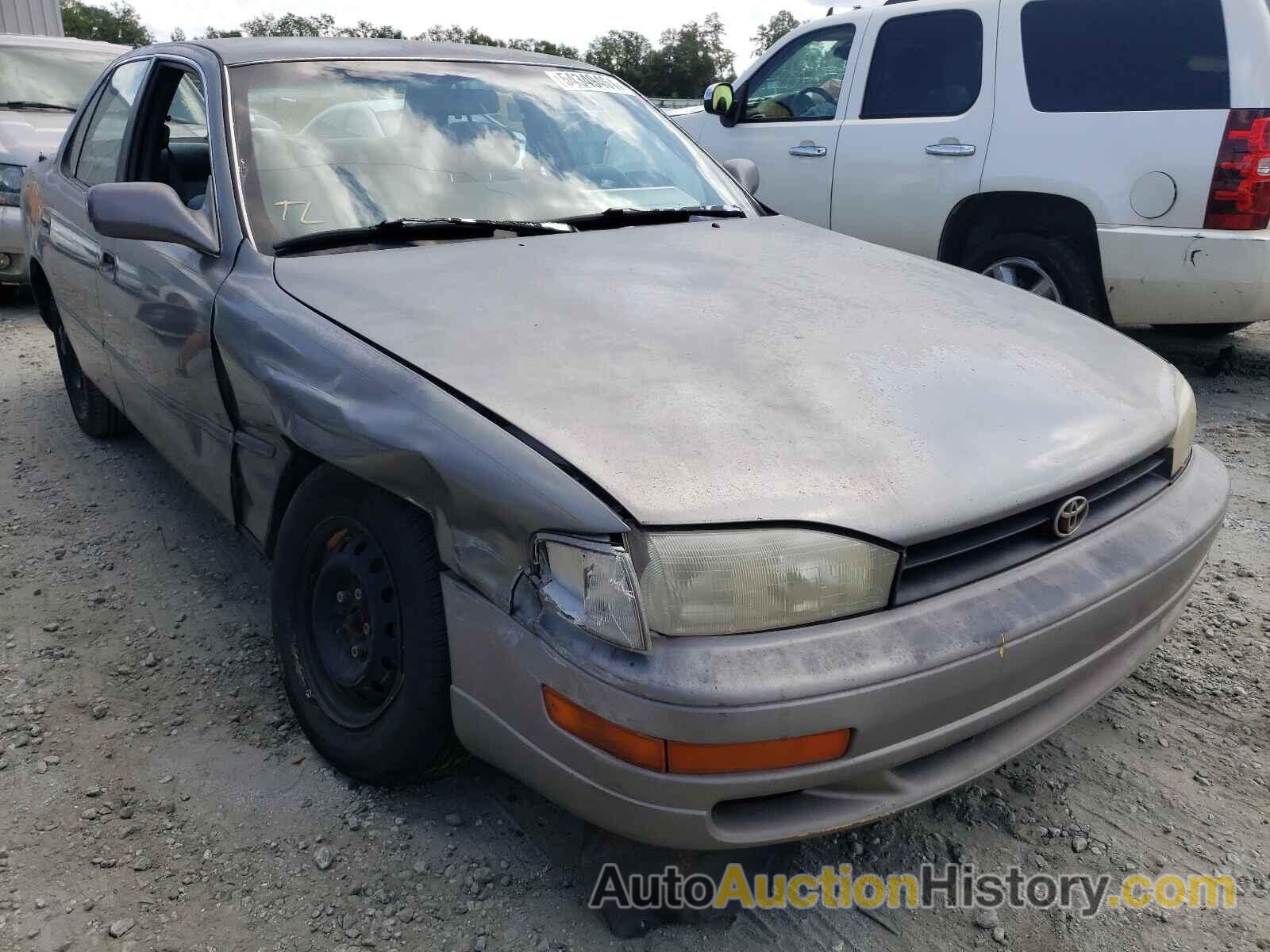 1993 TOYOTA CAMRY LE, 4T1SK12EXPU238115