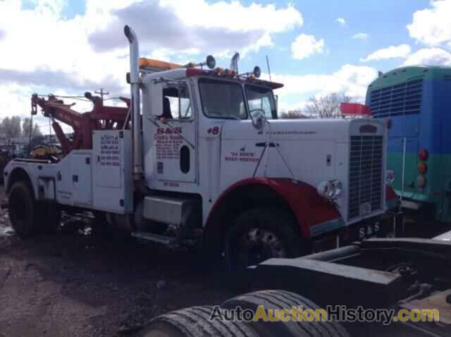 1978 FREIGHTLINER TOW TRUCK, CB113HP148112