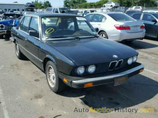 1983 BMW 533I AUTOM, WBADB840XD1049787