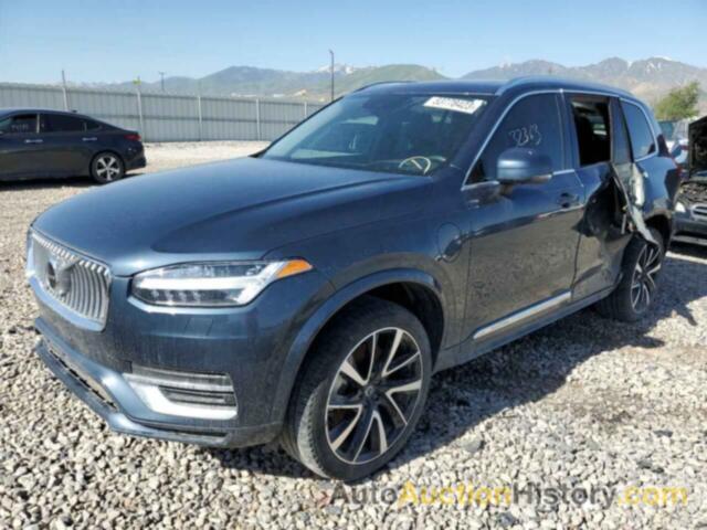 2021 VOLVO XC90 T8 RE T8 RECHARGE MOMENTUM, YV4BR00K8M1733412