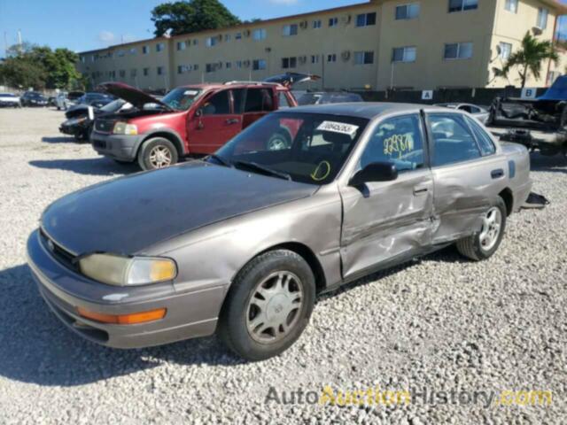 1993 TOYOTA CAMRY LE, 4T1SK12EXPU303187