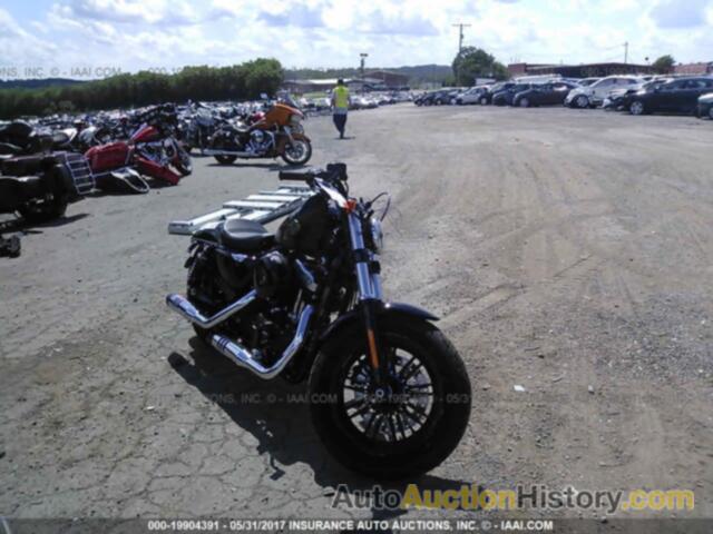 Harley-davidson Xl1200, 1HD1LC318HC432846