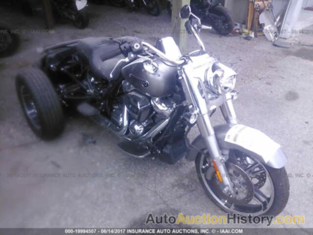 Harley-davidson Flrt, 1HD1MCC16HB855265