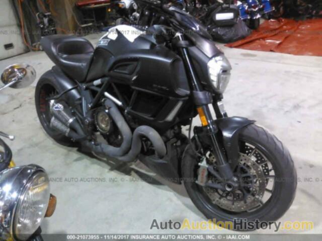 Ducati Diavel, ZDM13BSW7FB019865