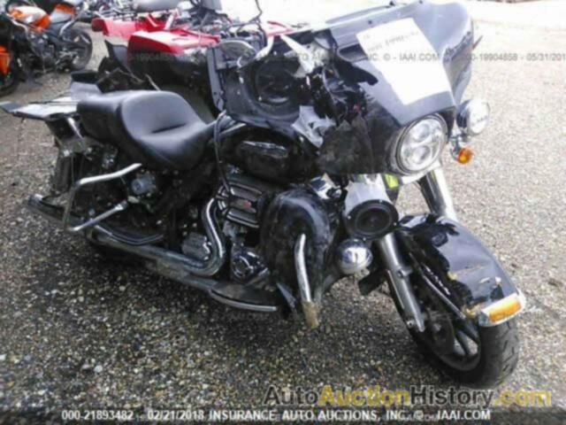 Harley-davidson Flhtcu, 1HD1FCM19FB703583