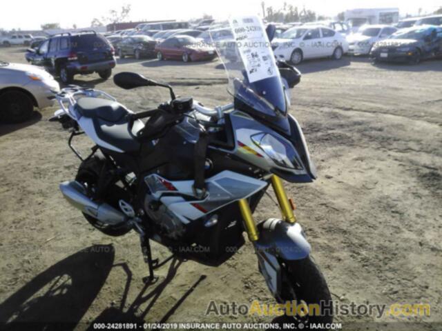2016 BMW S 1000, WB10D1302GZ463279