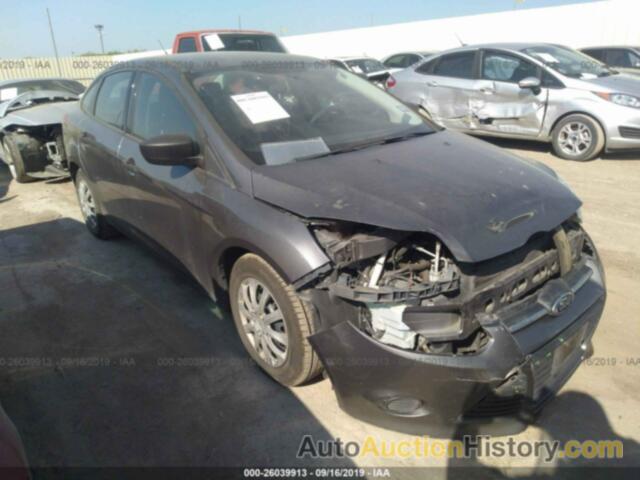 FORD FOCUS S, 1FADP3E26DL276816