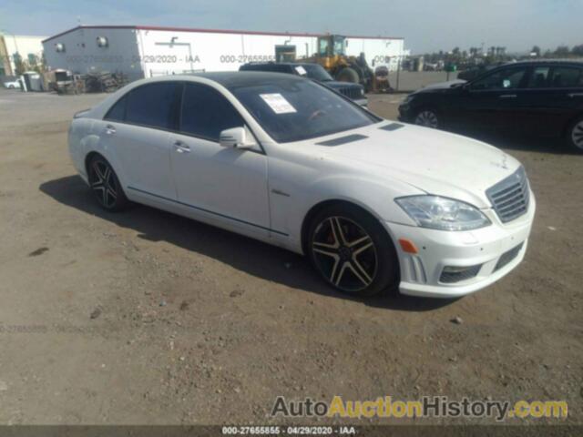 MERCEDES-BENZ S 550 4MATIC, WDDNG8GB2AA352585