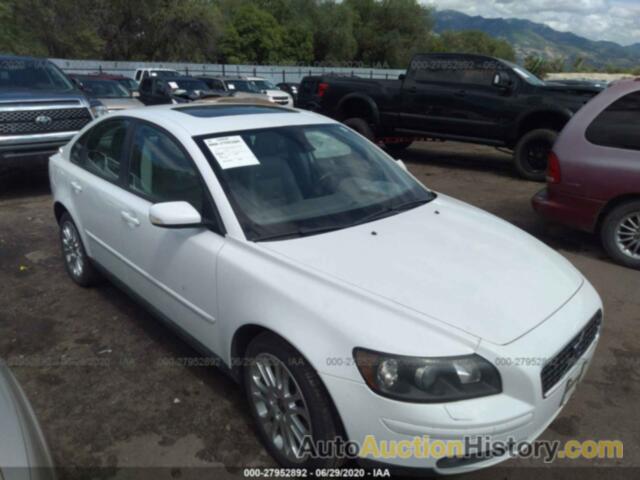 VOLVO S40 T5, YV1MH682052079680