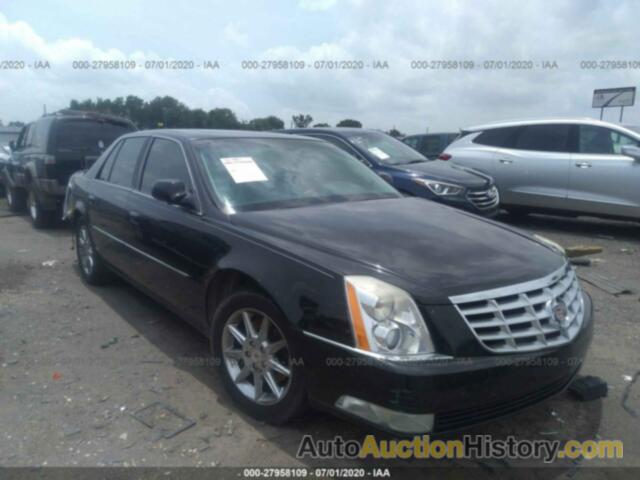 CADILLAC DTS LUXURY COLLECTION, 1G6KD5E61BU118807