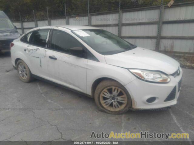 FORD FOCUS S, 1FADP3E21DL237499