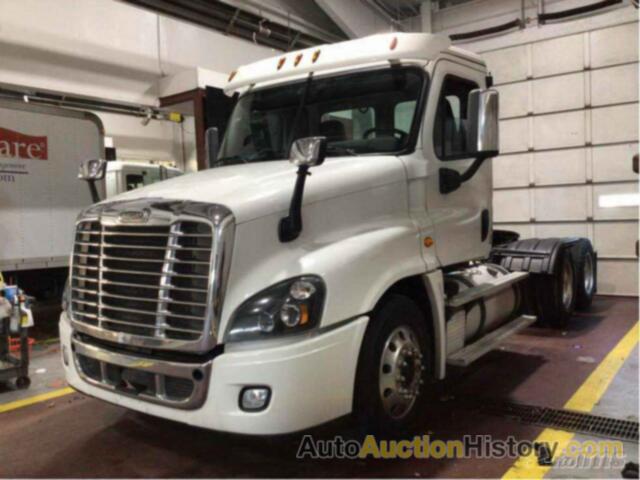 FREIGHTLINER CASCADIA 125, 3AKJGED64GDGY1806