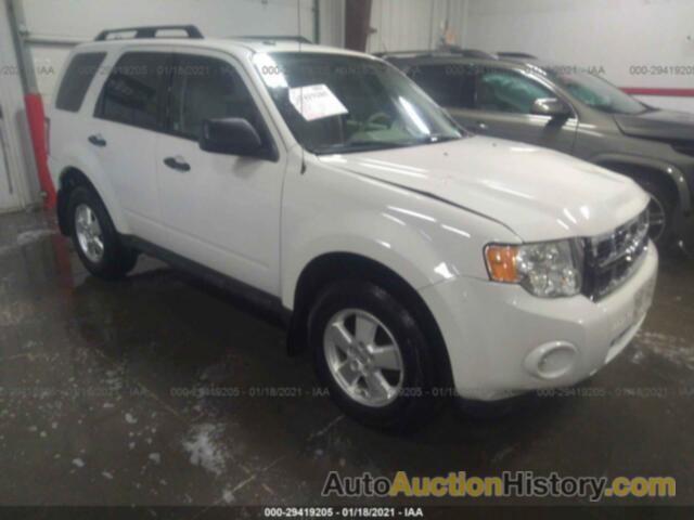 FORD ESCAPE XLT, 1FMCU0D73CKA06145