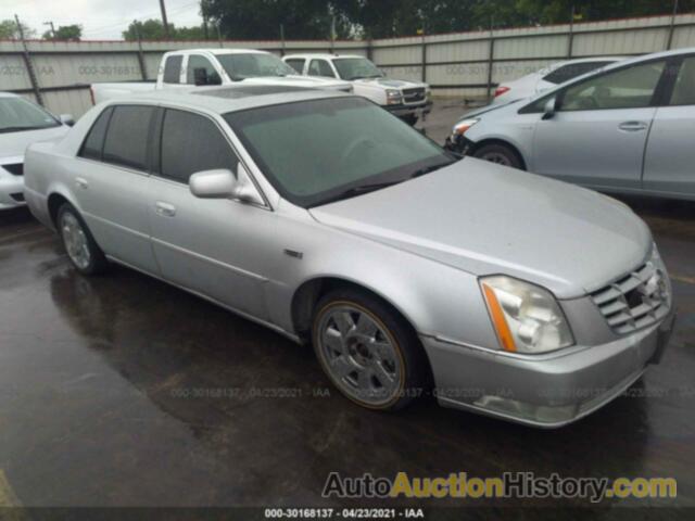 CADILLAC DTS LUXURY COLLECTION, 1G6KD5E64BU104593